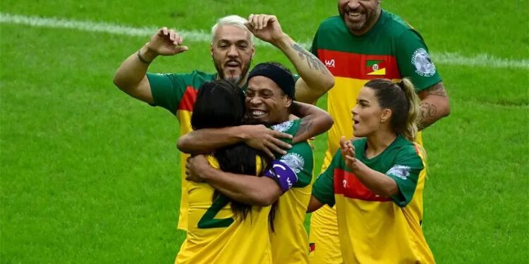 Ronaldinho Entertained Again In A Charity Match For Flood Victims