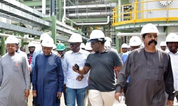 Dangote’s $19Billion Refinery Project Progresses Despite Obstacles