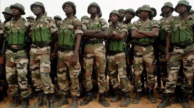 Nigerian Soldiers Forced to Borrow, Beg Amid Rising Living Costs