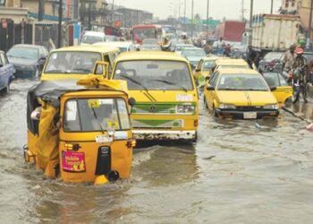 Heavy Rain Paralyze Businesses Across Lagos and Ogun State