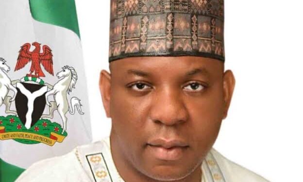 Minister of Steel Development, Prince Audu, distributes palliatives in Kogi