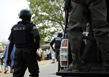 TWO DEAD AS POLICE RAID KIDNAPPER’S HIDEOUT, RESCUE VICTIMS