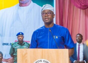 Oyo State Governor Makinde Approves Conversion of LG Ad-hoc Workers to Permanent Staff