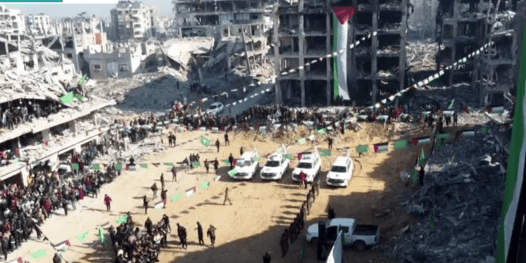 Israel Halts Prisoner Release as Gaza Hostage Swap Sparks Chaos