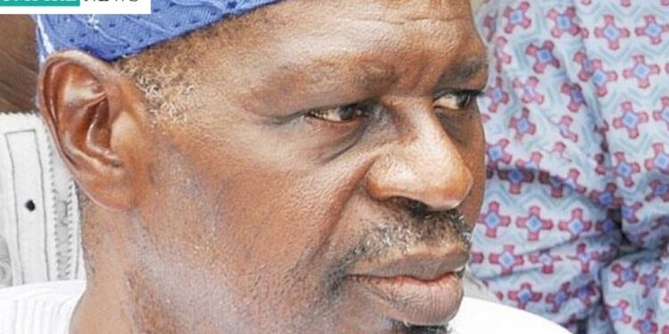 Oyo Governor Pays Tribute to Political Icon, Alhaji Yekini Adeojo