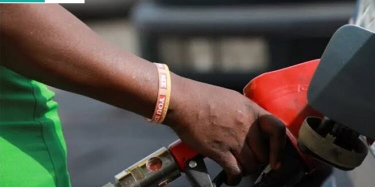 Nigerians pay more for fuel amid Dangote-NNPCL crude dispute