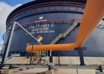 Dangote Refinery Drops Pump Prices Again with a Price Range between 875 and ₦905 Nationwide