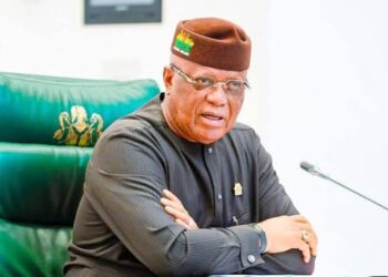 Breaking News: Akwa Ibom’s Umo Eno joins APC, dumps PDP.