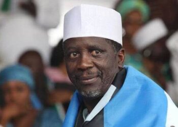 Sokoto: Ex-governor Bafarawa’s supporters defect from PDP to APC